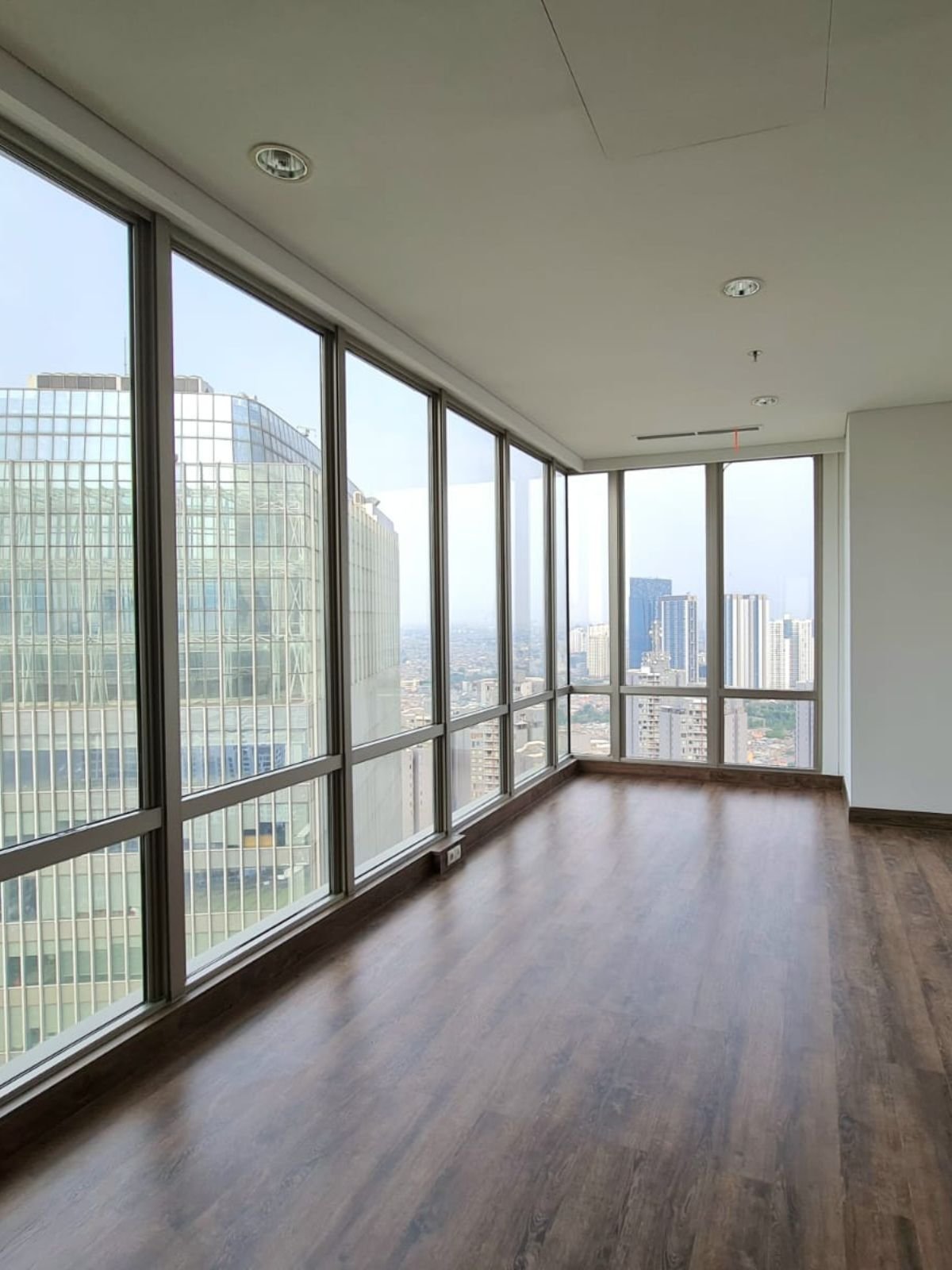 Tower Harmoni 141, common lift, 3 (6)