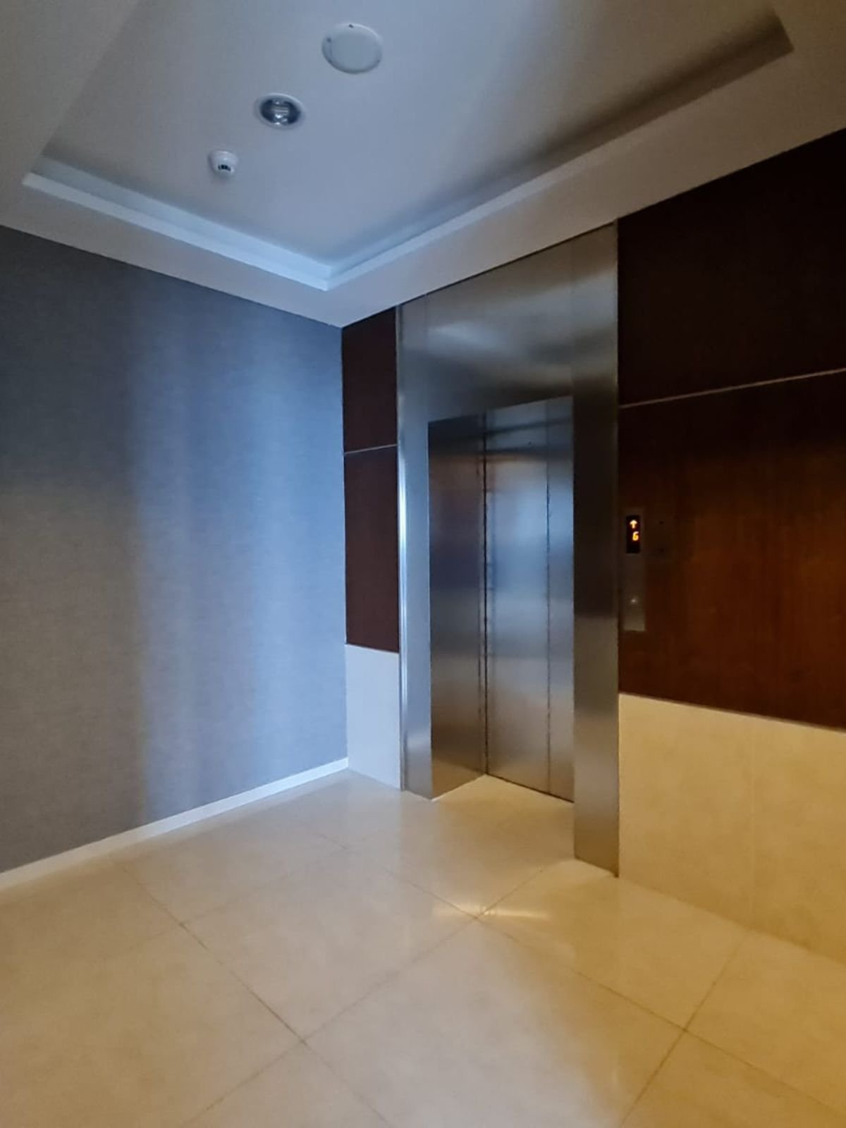 Tower Harmoni 141, common lift, 3 (9)