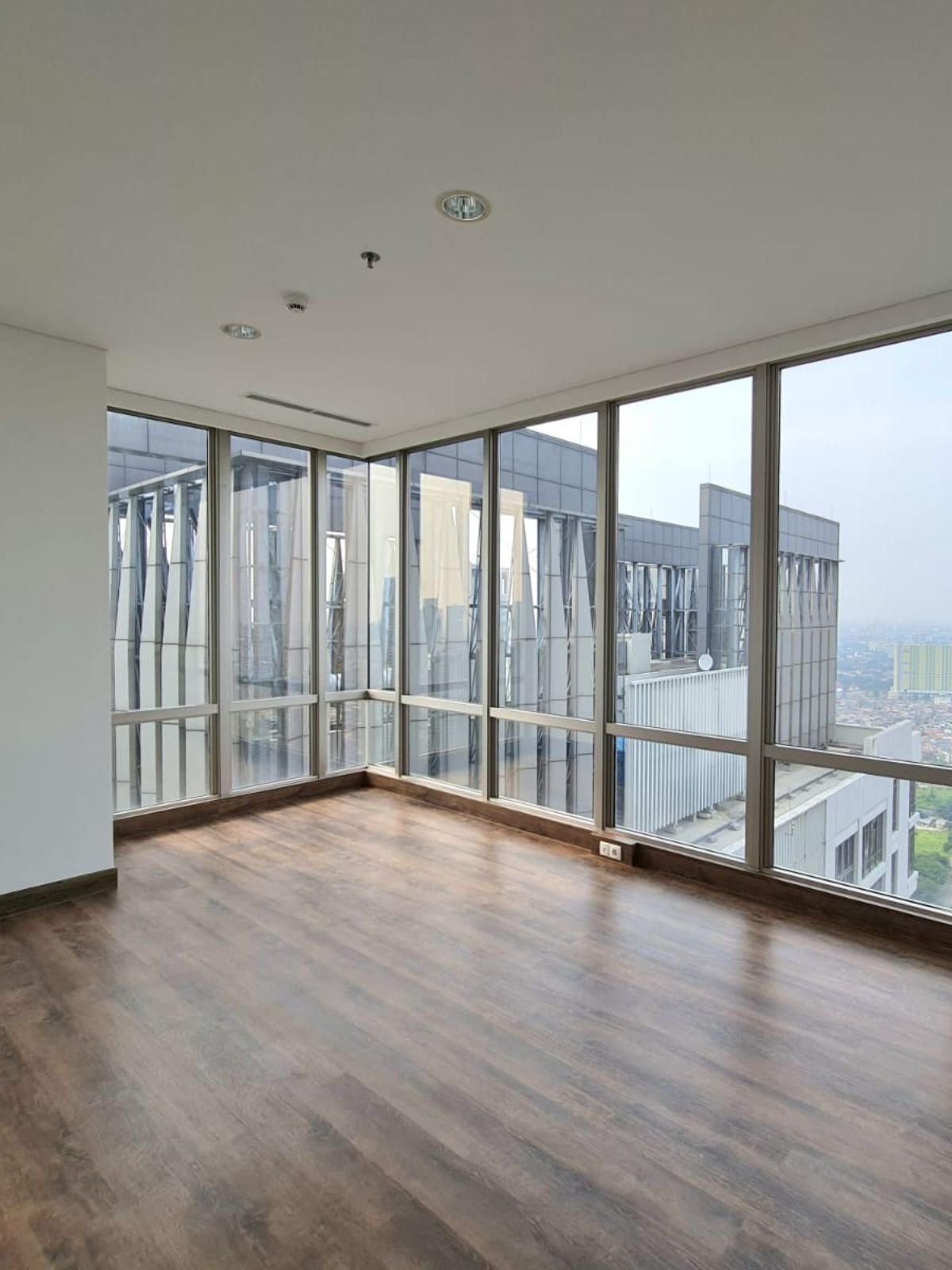 Tower Serenity 186 (5)