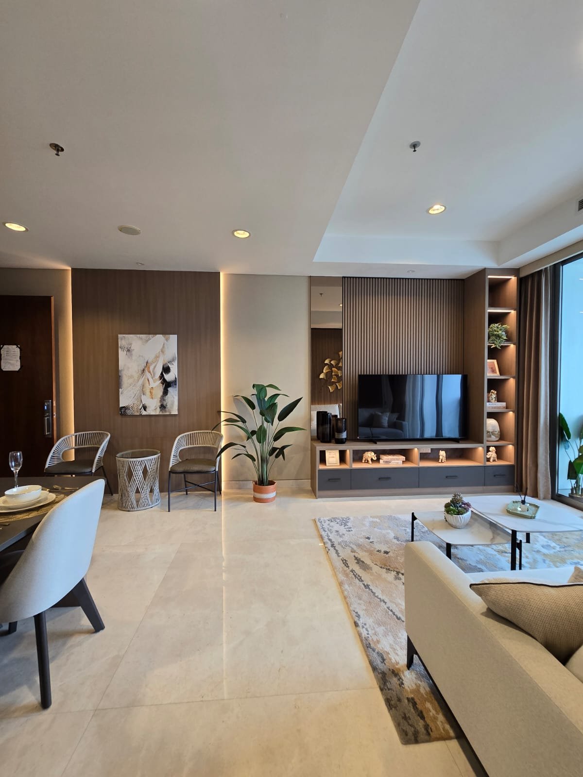 WhatsApp Image 2025-11-12 at 15.07.02 (1)